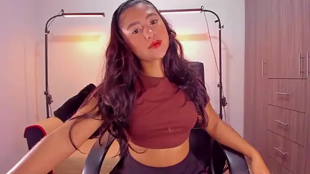 cloy baby   online show from 17, 6, 2026