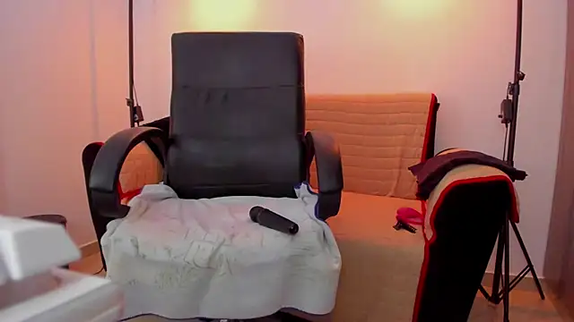 cloy baby   online show from 14, 3, 2025