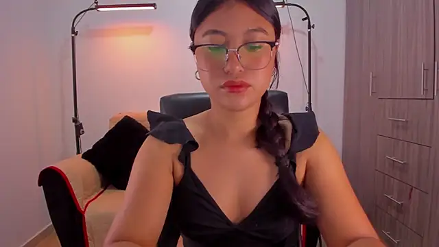 cloy baby   online show from 1, 6, 2026