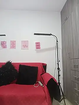 cloy baby   online show from 1, 8, 2026