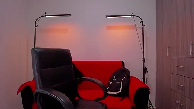 cloy baby   online show from 21, 4, 2026