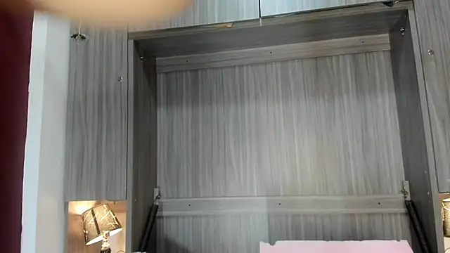 valerymeyerr online show from 14, 4, 2026