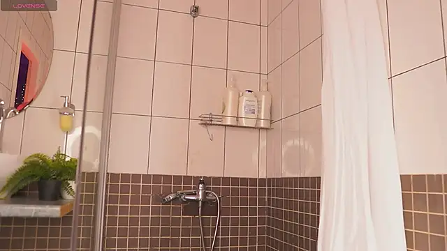 Snapshot of Sexydoll112 chatting on 10, 1, 2026 Sexydoll112 online show from 10, 1, 2026