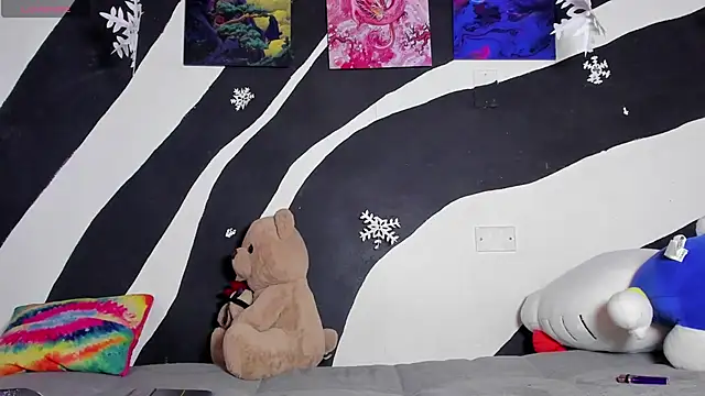 Lilith Zen online show from 19, 12, 2025