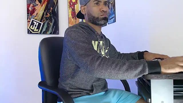 Snapshot of Enriblack92 chatting on 3, 1, 2025 Enriblack92 online show from 3, 1, 2025