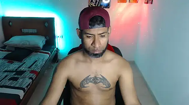 Snapshot of Enriblack92 chatting on 27, 12, 2024 Enriblack92 online show from 27, 12, 2024