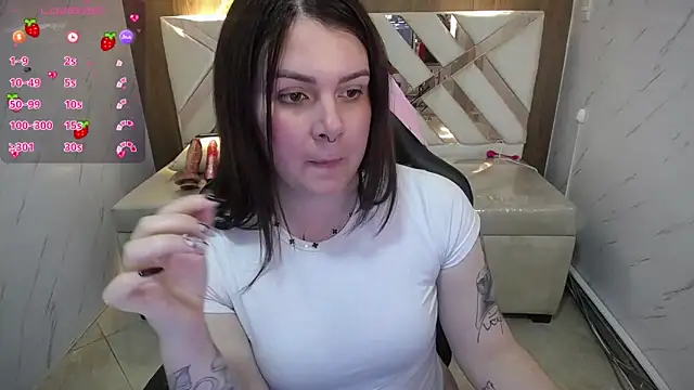 Paula b  online show from 11, 10, 2025