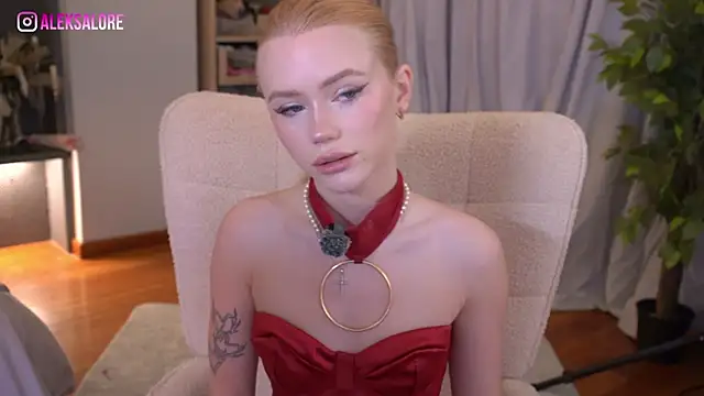 LexieLoree online show from 9, 6, 2026