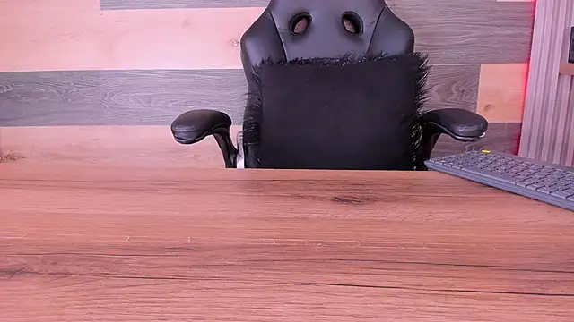 EmmilyCristal online show from 21, 3, 2025