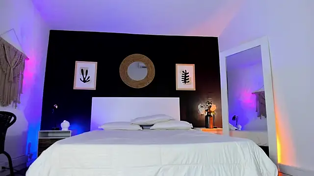 VioletPaket online show from 28, 11, 2025