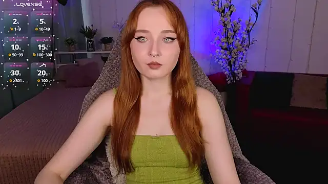 Emma Chery online show from 18, 9, 2025