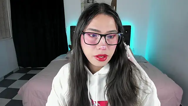 paula kawaiifu  online show from 20, 3, 2025