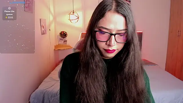 paula kawaiifu  online show from 22, 10, 2025