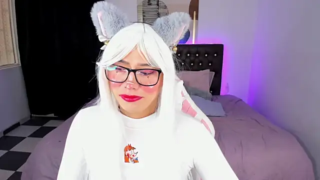 paula kawaiifu  online show from 11, 3, 2025