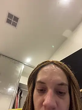 Khloestarh online show from 21, 2, 2026