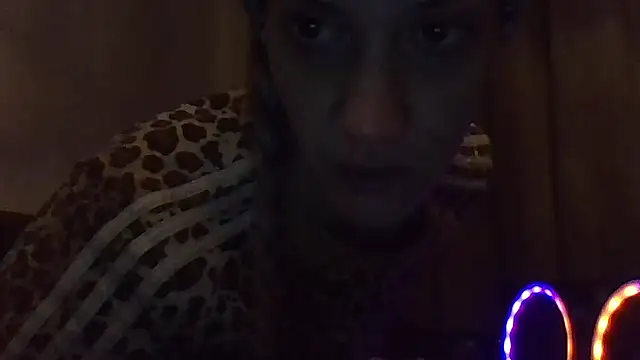 Khloestarh online show from 29, 9, 2025