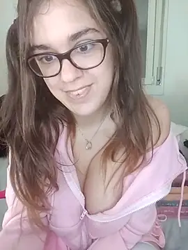 Snapshot of Miachan_LaGattinaVogliosa chatting on 27, 10, 2025 Miachan LaGattinaVogliosa online show from 27, 10, 2025