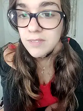 Snapshot of Miachan_LaGattinaVogliosa chatting on 15, 10, 2025 Miachan LaGattinaVogliosa online show from 15, 10, 2025