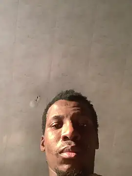 Snapshot of DManL chatting on 8, 6, 2026 DManL online show from 8, 6, 2026