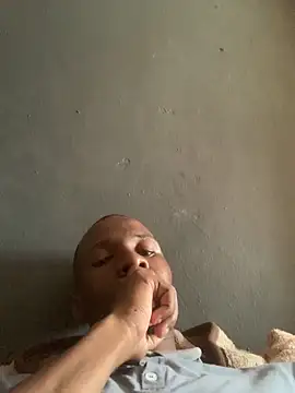 Snapshot of DManL chatting on 22, 12, 2025 DManL online show from 22, 12, 2025