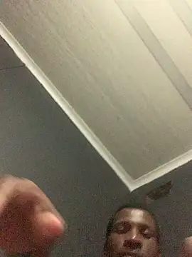 Snapshot of DManL chatting on 16, 12, 2025 DManL online show from 16, 12, 2025