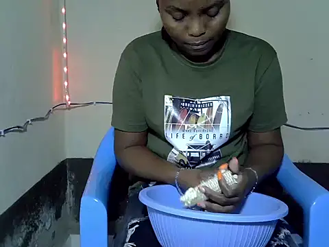 sexy camara4 online show from 2, 12, 2025