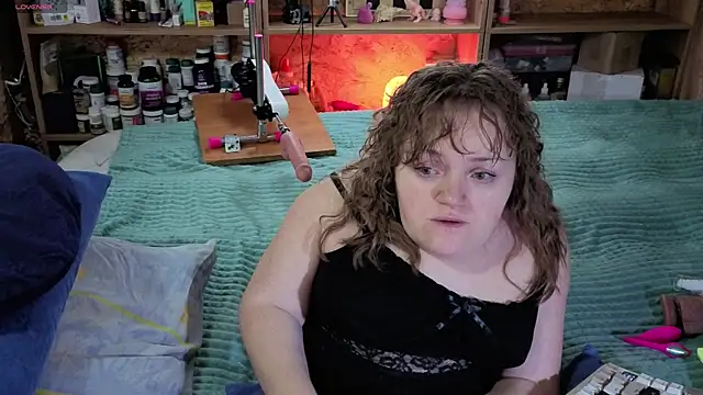 MiniNatalie online show from 11, 11, 2025