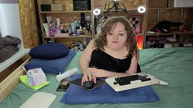 MiniNatalie online show from 22, 12, 2025