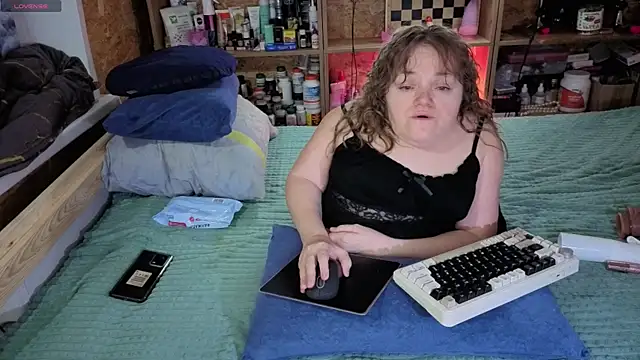 MiniNatalie online show from 1, 12, 2025