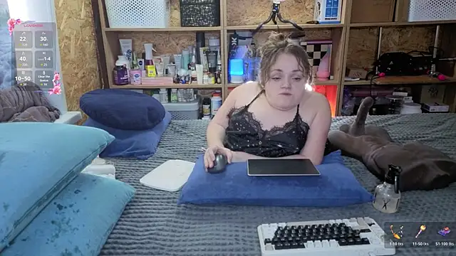 MiniNatalie online show from 24, 2, 2026