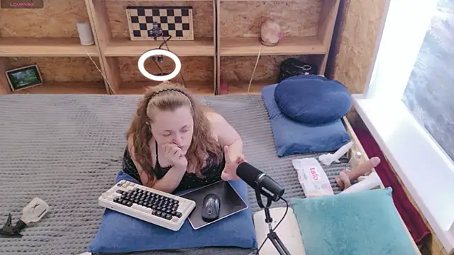 MiniNatalie online show from 15, 5, 2026