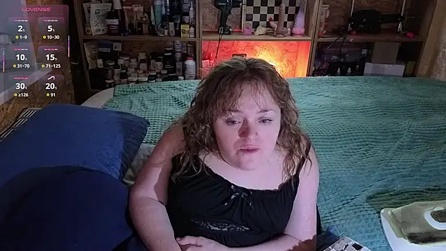 MiniNatalie online show from 8, 11, 2025