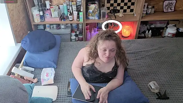 MiniNatalie online show from 2, 4, 2026