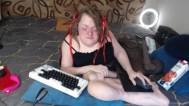 MiniNatalie online show from 5, 3, 2025