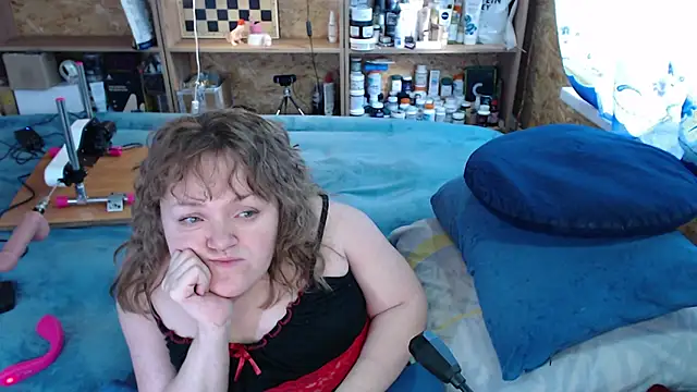 MiniNatalie online show from 3, 10, 2025