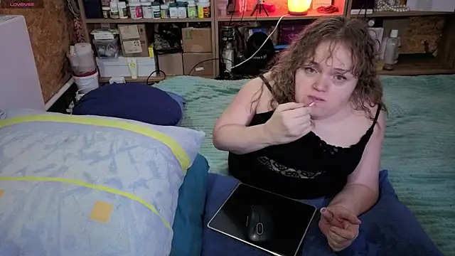 MiniNatalie online show from 22, 11, 2025