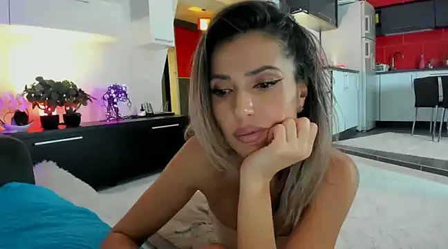 MissSmiley26 online show from 24, 1, 2025