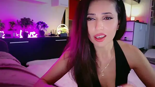 MissSmiley26 online show from 23, 4, 2026