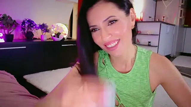 MissSmiley26 online show from 18, 6, 2026