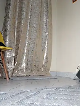 Lucyy1 online show from 2, 10, 2025