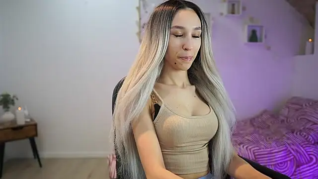 Snapshot of Amai__Liu chatting on 26, 2, 2025 Amai Liu online show from 26, 2, 2025