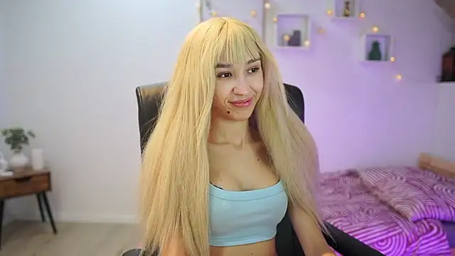 Snapshot of Amai__Liu chatting on 13, 11, 2025 Amai Liu online show from 13, 11, 2025