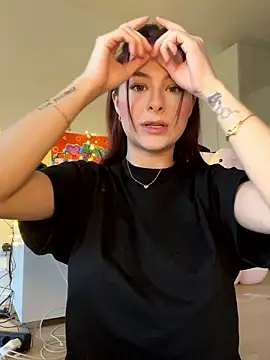 Mia-Minou online show from 16, 1, 2026