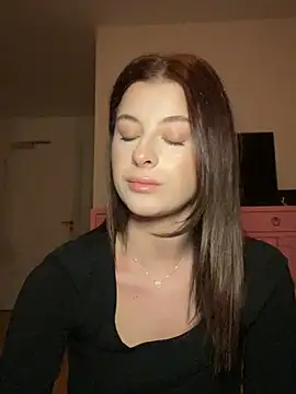 Mia-Minou online show from 20, 2, 2026