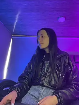 Isabella 21x online show from 14, 4, 2026