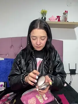 Isabella 21x online show from 13, 3, 2025