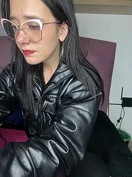 Isabella 21x online show from 18, 3, 2025