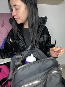 Isabella 21x online show from 18, 3, 2025