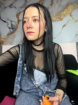 Isabella 21x online show from 4, 10, 2025