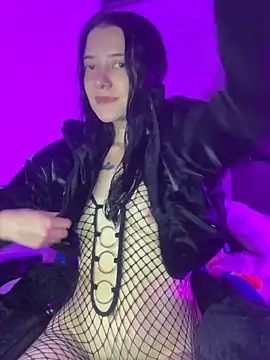Isabella 21x online show from 3, 5, 2026